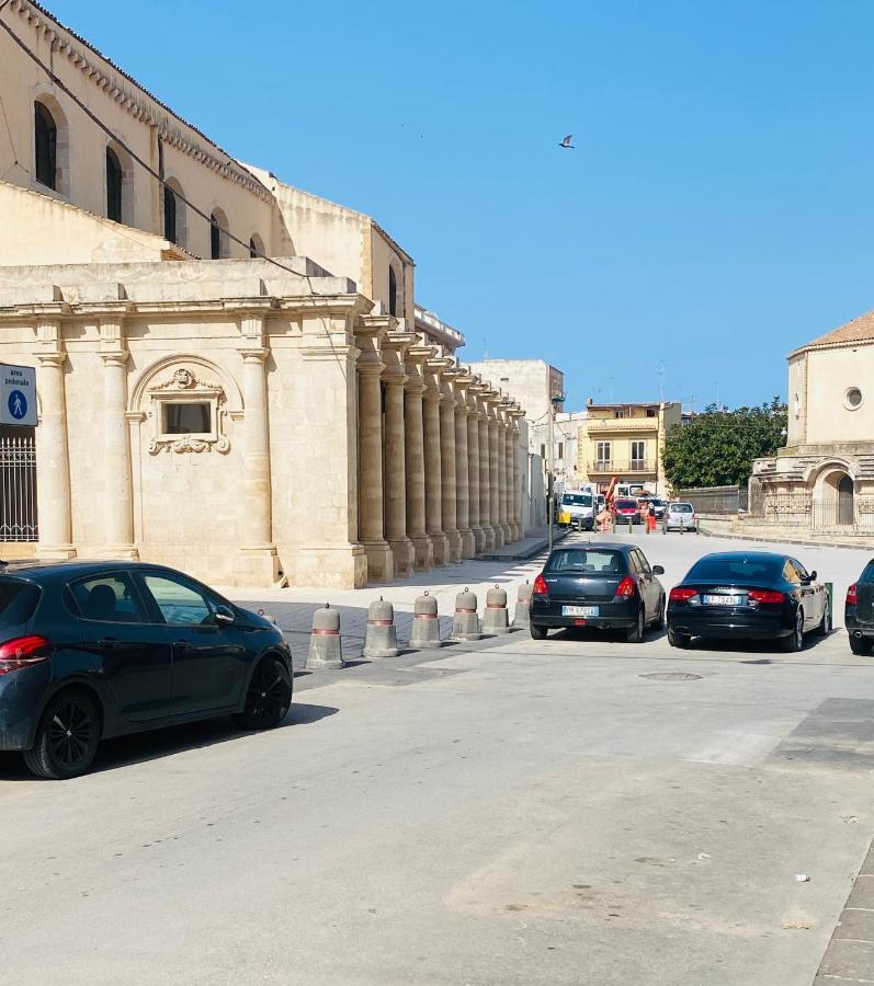 Gi Gi Affittacamere Syrakus Exterior foto